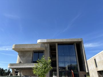 Casa en  Venta y Alquiler en El Yacht Nordelta