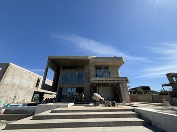 Casa en  Venta y Alquiler en El Yacht Nordelta