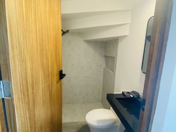 Casa en Condominio en Residencial Sierra Santa Fe, Xochitepec, Mor CAEN-1101-Cd*