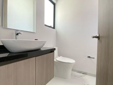 CASA EN VENTA EN  METEPEC, CON SALIDA RÁPIDA A CDMX