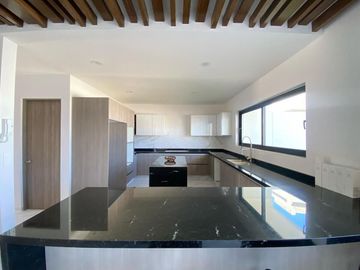 CASA EN VENTA EN  METEPEC, CON SALIDA RÁPIDA A CDMX