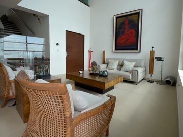 IMPRESIONANTE PENTHOUSE FRENTE AL MAR CON VISTAS AL CARIBE