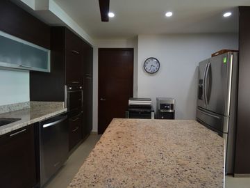 IMPRESIONANTE PENTHOUSE FRENTE AL MAR CON VISTAS AL CARIBE