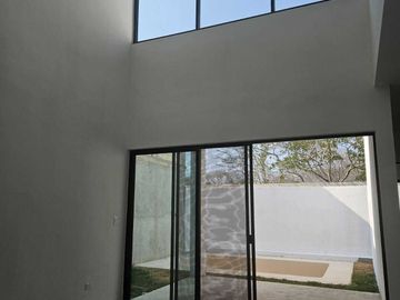 CASA EN VENTA EN PRIVADA INARA, CHOLUL.