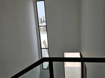CASA EN VENTA EN PRIVADA INARA, CHOLUL.