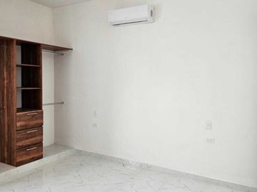 CASA EN VENTA EN PRIVADA INARA, CHOLUL.