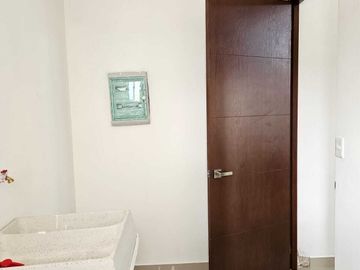 CASA EN VENTA EN MERIDA EN PRIVADA MORERA-CHOLUL DE UNA PLANTA.