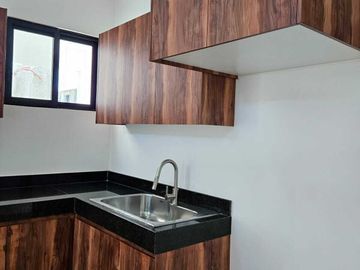CASA EN VENTA EN MERIDA EN PRIVADA MORERA-CHOLUL DE UNA PLANTA.