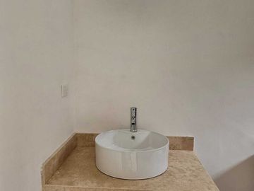 CASA EN VENTA EN MERIDA EN PRIVADA MORERA-CHOLUL DE UNA PLANTA.
