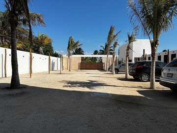 Venta de departamento de 3 hab, ZIRENE frente al mar, en Chicxulub, Prog. Yuc.
