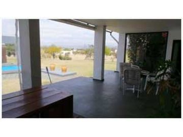 VILLA CARLOS PAZ HERMOSA CASA EN CAUSANA