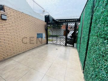 DEPARTAMENTO EN EXCLUSIVA URB. JACARANDÁ II