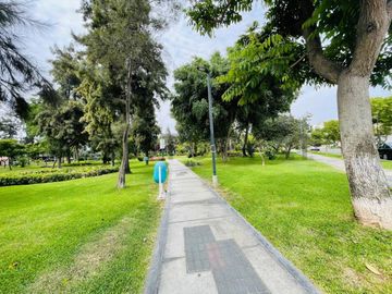 DEPARTAMENTO EN EXCLUSIVA URB. JACARANDÁ II