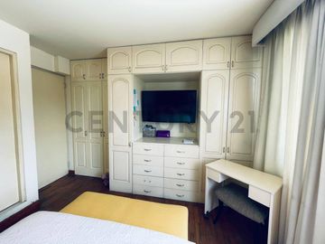 DEPARTAMENTO EN EXCLUSIVA URB. JACARANDÁ II