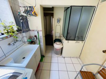DEPARTAMENTO EN EXCLUSIVA URB. JACARANDÁ II
