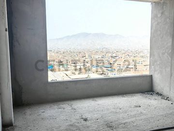 Dúplex + Sótano en Venta en San Juan de Lurigancho