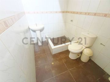 ¡IMPRESIONANTE! Casa en Venta cerca de la Estación Bayóvar