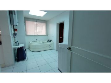 González Suarez, Departamento en Venta, 209.90m2, 3 Habitaciones