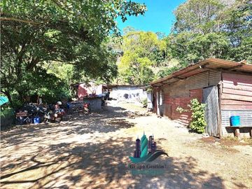 VENDO LOTE DE 2417M2 BAJO BOQUETE