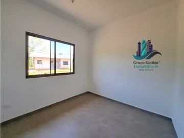 VENDO.CASA NUEVA EN LOTE DE 788mts