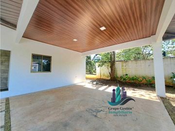 VENDO.CASA NUEVA EN LOTE DE 788mts