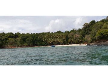 VENDO LOTE DE PLAYA DE 3000M2 EN BOCA BRAVA
