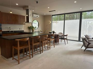 Casa en Venta en Fraccionamiento Ciye ubicado en Nuevo Vallarta.