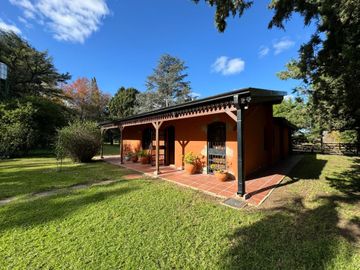 VENTA CASAQUINTA 4 AMBIENTES EN CAÑUELAS