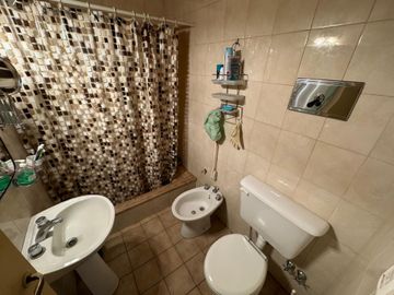 VENTA CASAQUINTA 4 AMBIENTES EN CAÑUELAS