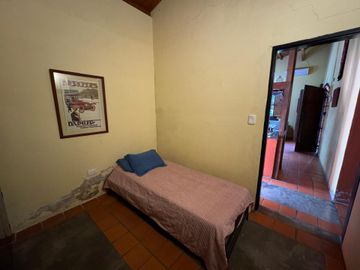 VENTA CASAQUINTA 4 AMBIENTES EN CAÑUELAS