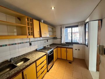 Venta Departamento tipo duplex, Alto Dorrego Gllén