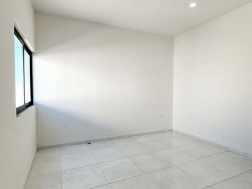 Casa en VENTA con RECAMARA EN PLANTA BAJA fraccionamiento LOMAS DE LA RIOJA