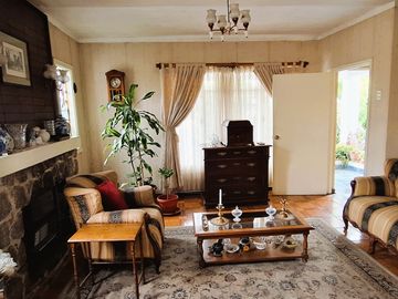 Se vende casa con amplio terreno centro Quilpué
