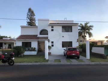 Casa en venta en Fraccionamiento Lomas de Cocoyoc