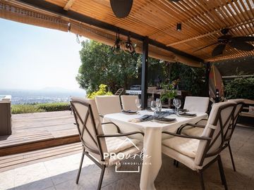 Casa en Venta en Casa con vista a Stgo. en Álvaro Casanova