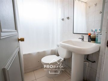 Casa en Venta en Casa con vista a Stgo. en Álvaro Casanova