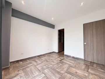 Departamento En Venta En Zavaleta Y Forjadores