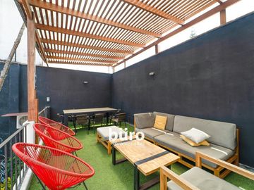 LINDA CASA EN VENTA CERCA AL COLEGIO LEON PINELO Y GOLF EN SAN ISIDRO