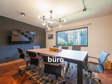 LINDA CASA EN VENTA CERCA AL COLEGIO LEON PINELO Y GOLF EN SAN ISIDRO