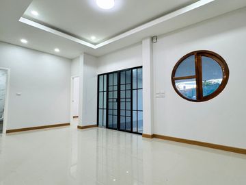 3 Bedroom House for sale in San Phak Wan, Chiang Mai