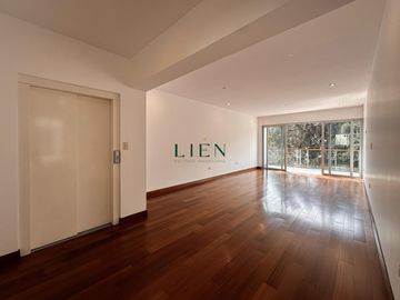 Duplex Penthouse frente a Parque Privado con Terraza y Balcón
