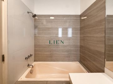 Duplex Penthouse frente a Parque Privado con Terraza y Balcón