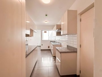 Duplex Penthouse frente a Parque Privado con Terraza y Balcón