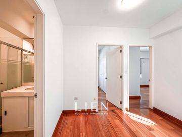 Duplex Penthouse frente a Parque Privado con Terraza y Balcón