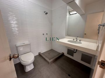 Duplex Penthouse frente a Parque Privado con Terraza y Balcón