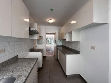 Duplex Penthouse frente a Parque Privado con Terraza y Balcón