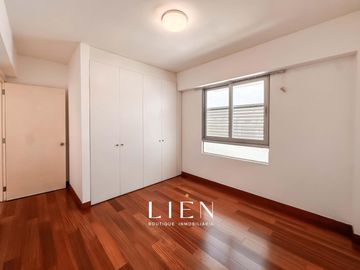 Duplex Penthouse frente a Parque Privado con Terraza y Balcón