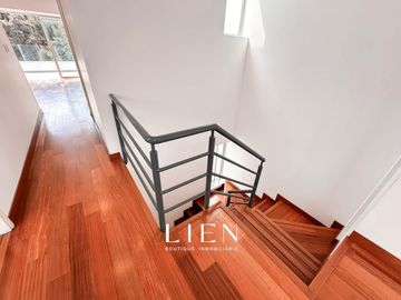Duplex Penthouse frente a Parque Privado con Terraza y Balcón