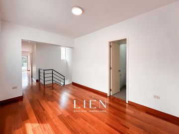 Duplex Penthouse frente a Parque Privado con Terraza y Balcón