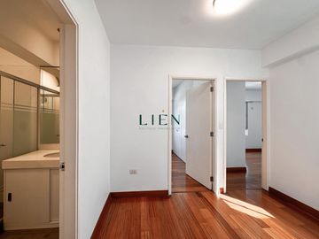 Duplex Penthouse frente a Parque Privado con Terraza y Balcón
